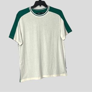 New Men’s SS Front And Back T Shirt New With Tag Size Large